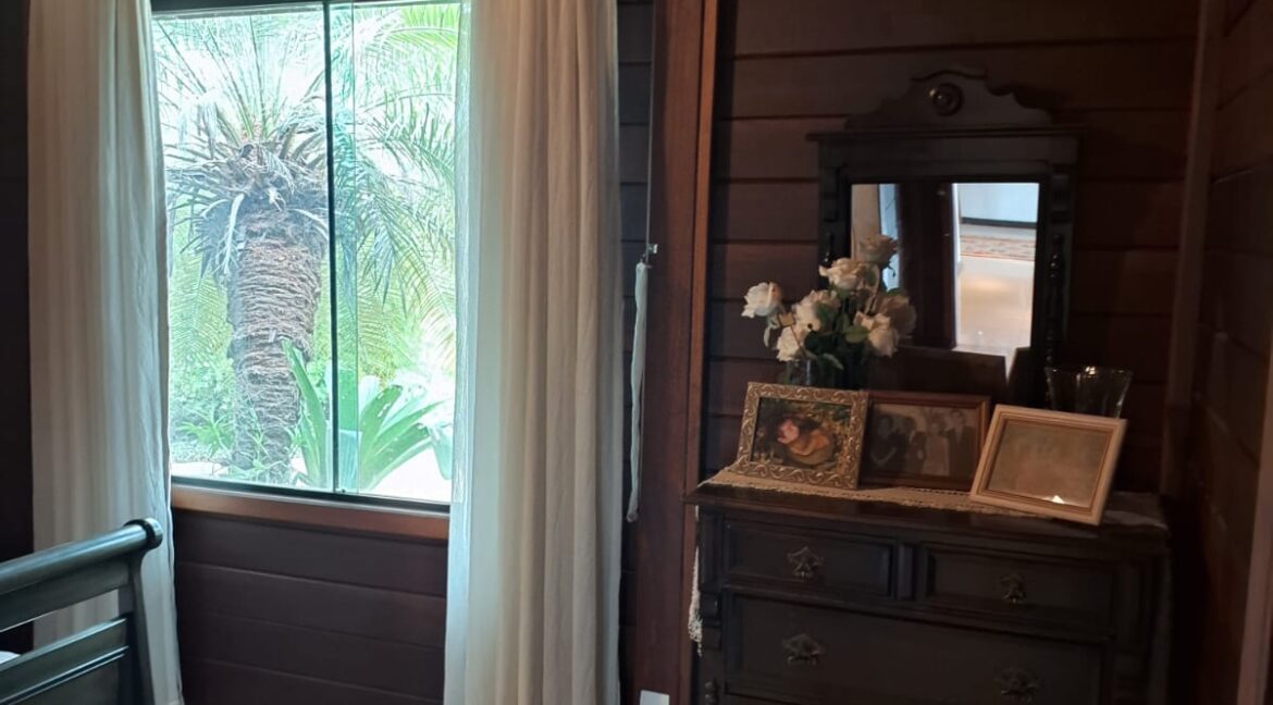 WhatsApp Image 2025-10-28 at 10.16.20 (1)